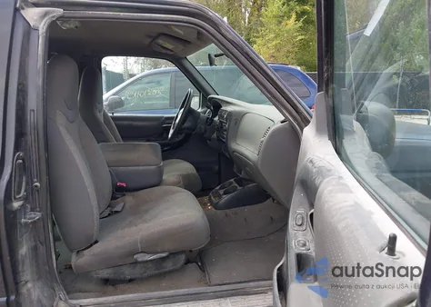 2000 Ford Ranger Xlt from USA, damaged, VIN 1FTZR15X8YPB61126